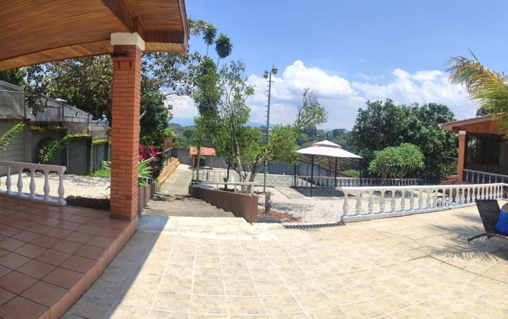 Uruka Lodge Alajuela Zewnętrze zdjęcie